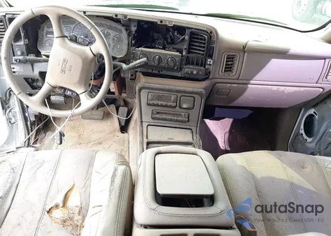 2001 GMC Denali Xl K1500 from USA, damaged, VIN 1GKFK66U41J294603